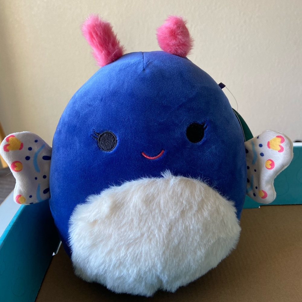 Squishmallow Luya Moth 8” Rare NWT IN HAND